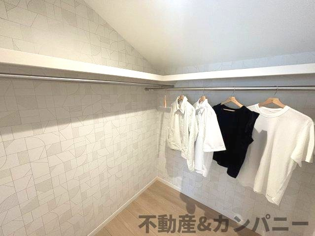 ミサワホームタウンさくら小西の収納|広々としたウォークインクローゼットです