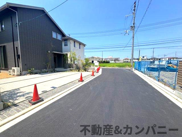 ミサワホームタウンさくら小西の前面道路含む現地写真|前面道路含む現地写真です