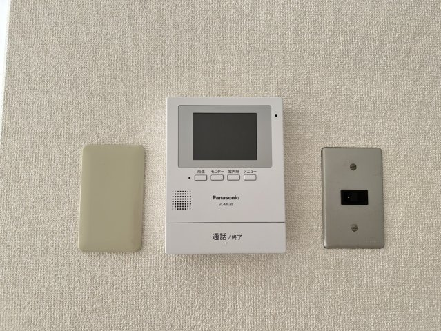 日興雲雀丘花屋敷ガーデンホームズC棟の防犯設備