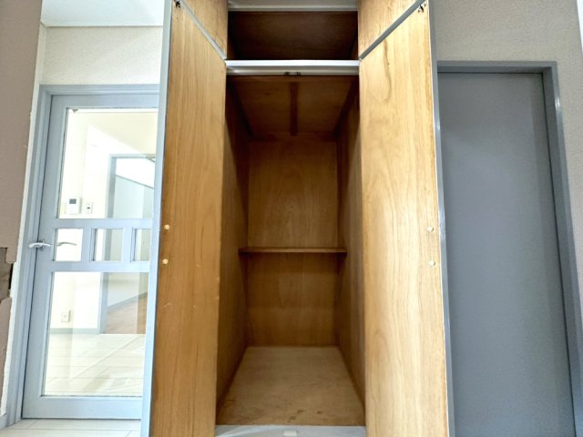 日興雲雀丘花屋敷ガーデンホームズC棟のその他|収納、衣替えや布団など収納にいかがでしょうか。