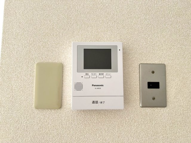 日興雲雀丘花屋敷ガーデンホームズC棟の防犯設備