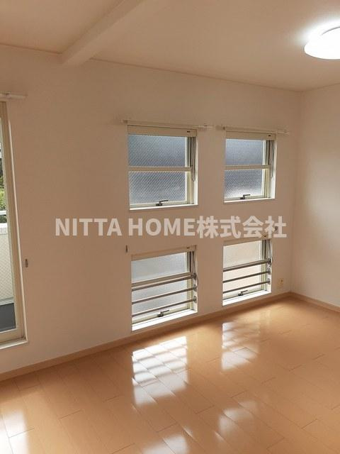 Ｎｅｗ和田ハイツ　Ａの居間・リビング|リビングは１１．１帖です♪