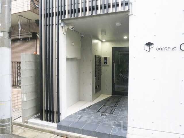 ＣＯＣＯＦＬＡＴ王子のエントランス|★建物入口です☆