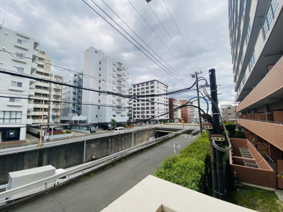 【展望】 | 藤沢市湘南台５丁目-湘南台駅-中古マンション３６.９７平米-54-4- | 現地から眺望①