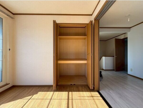 シャルマン弐番館の収納