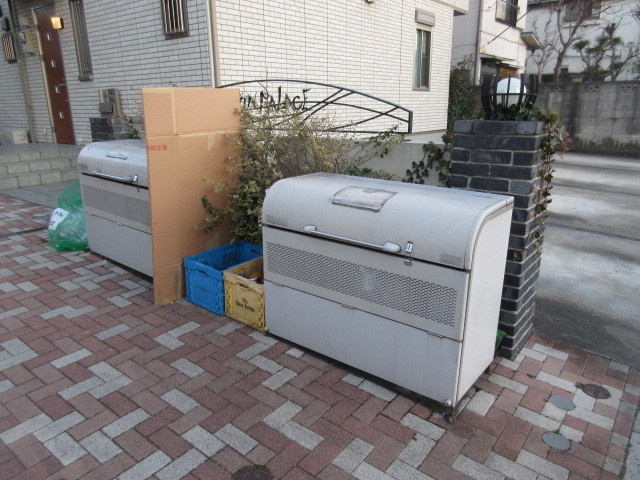 ツインパレスＡのセキュリティ|★敷地内ごみ置き場★