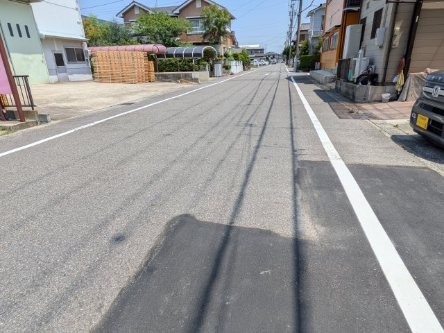 リーブルガーデン半田市瑞穂町5丁目第3の前面道路含む現地写真|●○前面道路○●