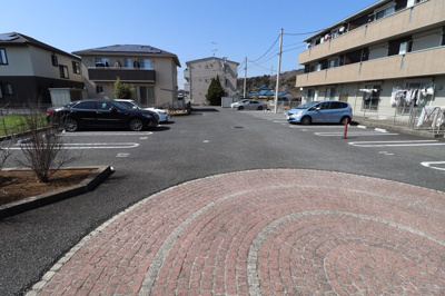 【駐車場】 | ビッグベン・ラピス