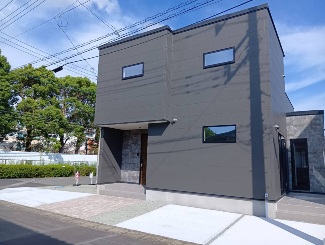 【外観】 | 沼津市岡宮2期 新築建売分譲住宅 土地＋建物 TW06047 | 沼津市岡宮　1号棟　外観　※令和8年9月25日撮影