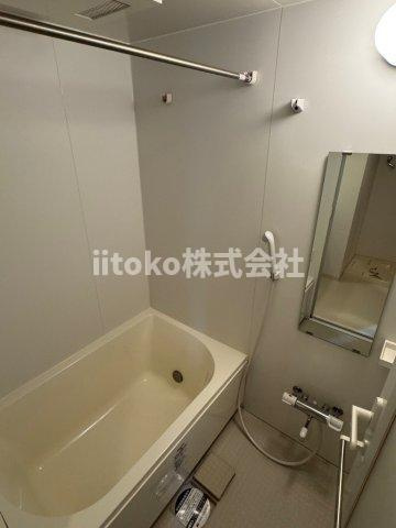 ファインクレスト入谷 の浴室
