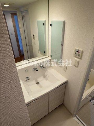 ファインクレスト入谷 の洗面所