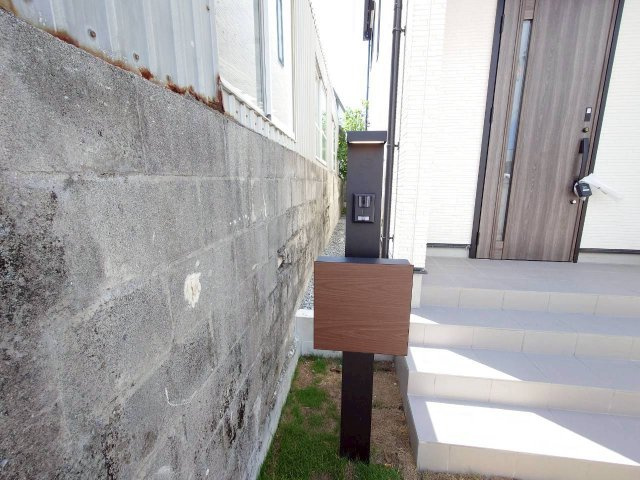 ★★限定１棟★うるま市勝連南風原のエントランス