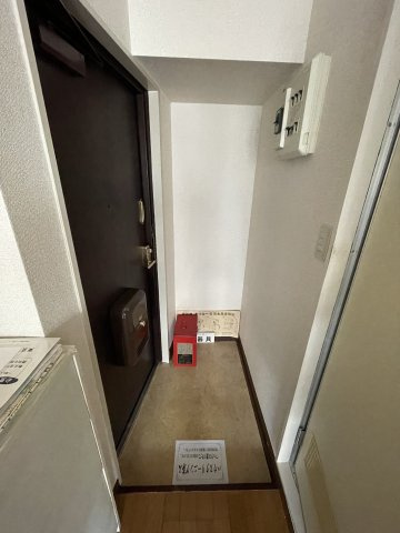 KOJIMA-BLDGの玄関