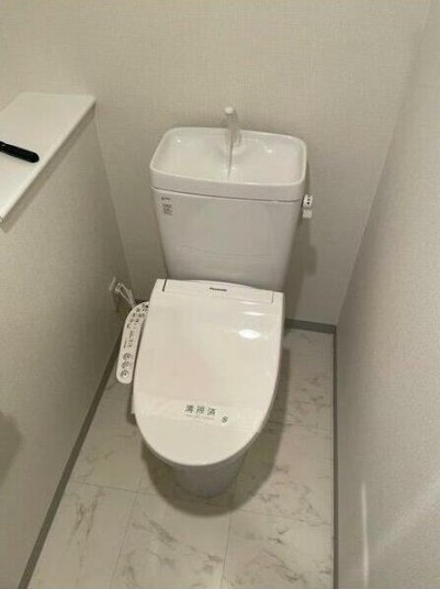 【トイレ】 | ステージファースト中野駅前 | 温水洗浄便座。