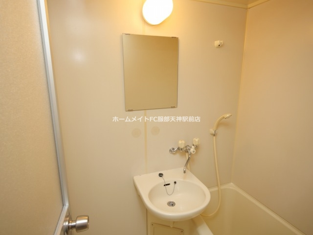 サンライズセカンドの洗面所