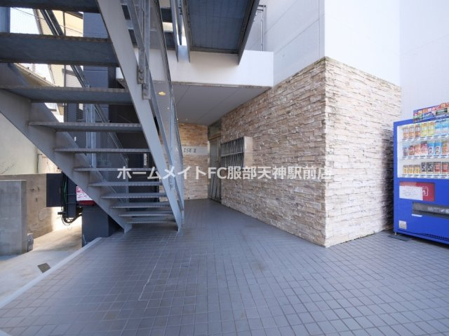 サンライズセカンドのエントランス