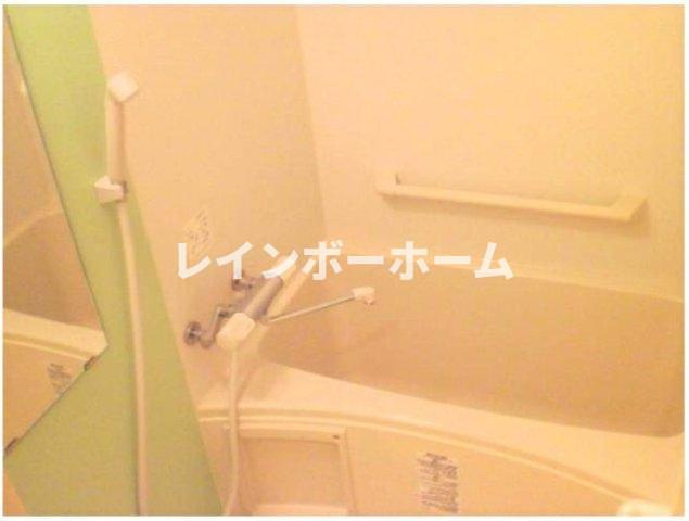 クレイノスヨンの浴室