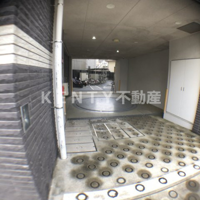 【駐車場】 | スペーシア梅屋敷 | 駐車場完備です