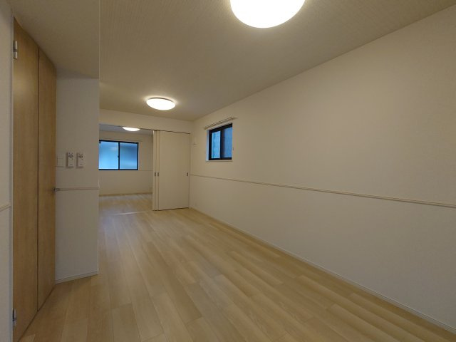 ジェルメ柏Ｃ棟の駐車場