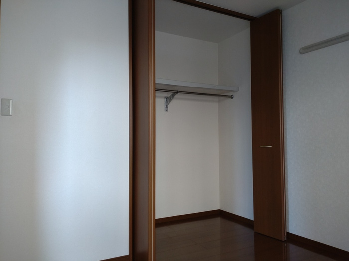 メゾン西中島の収納