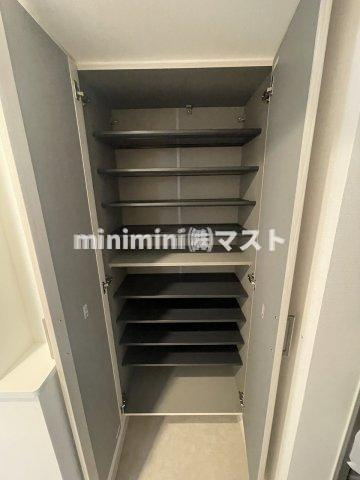 スプランディッド中之島DUEの収納