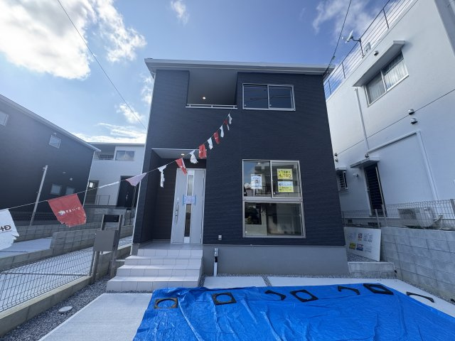 豊見城市豊見城（全4棟）ラスト1号棟の外観|1号棟　並列駐車2台可♪