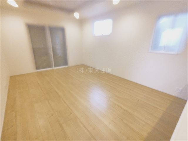 【居間・リビング】の画像