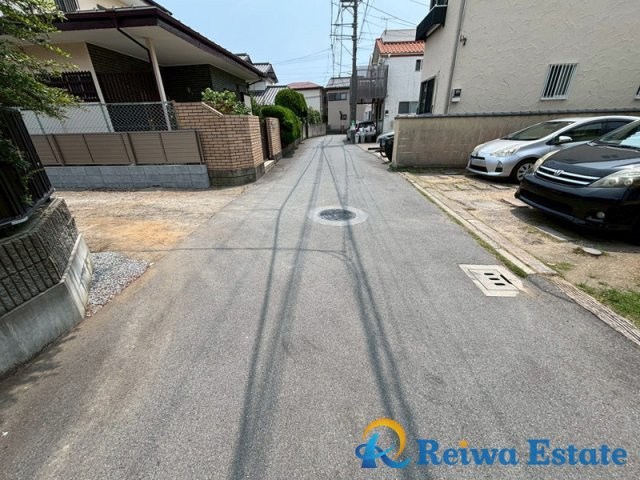 売地　茅ヶ崎市東海岸南5丁目の前面道路含む現地写真