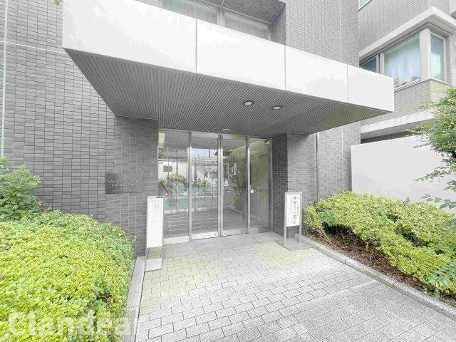 ローレルコート新小岩のエントランス|ドキドキの新生活も、安心してスタート。ぴったりの住まいを見つけませんか？クランディアが一緒に住まい選びをサポートします‼　まずは、お気軽にお問合せください　＃クランディア