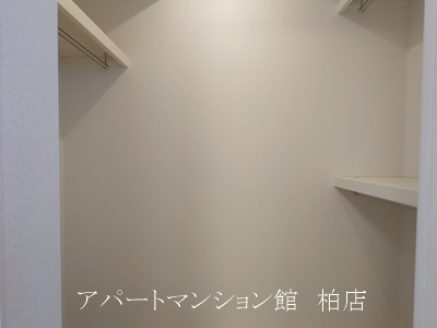 ジェルメ柏D棟の収納