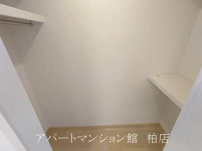 ジェルメ柏D棟の収納