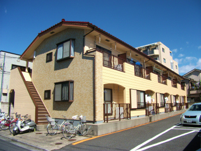 平和コーポ2号館の外観