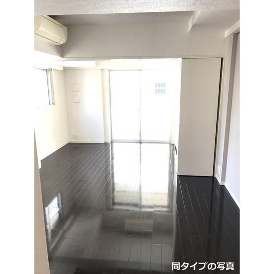 【居間・リビング】コンフォリア東池袋WEST