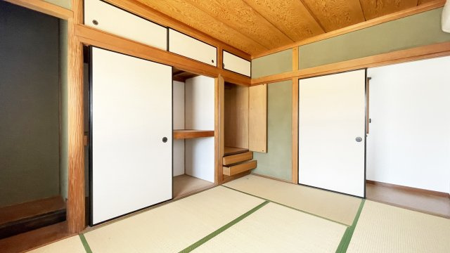 撫養町木津字南川屋482-20　借家の和室
