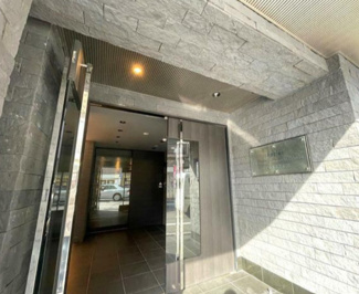 【エントランス】 | Ｌｅ’ａ横濱反町駅前