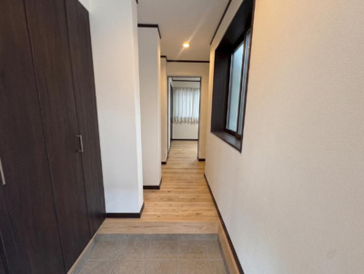 【内装】 | 吹田市片山町１丁目中古戸建 | サイトに掲載されていない箇所の写真、撮影してお届けさせて頂きます！気になる物件で、見たい部分の画像が無い場合は、弊社スタッフまでご連絡下さいませ。お客様の気になる箇所を、カメラにて撮影して参ります！