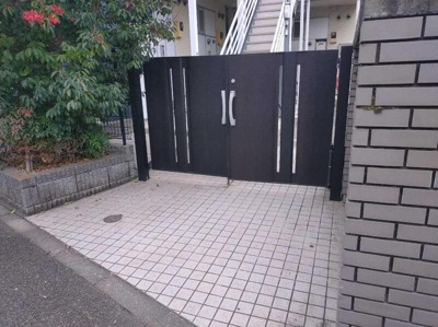 【エントランス】 | レオパレス世田谷