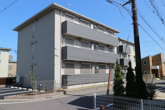 クラレットB棟