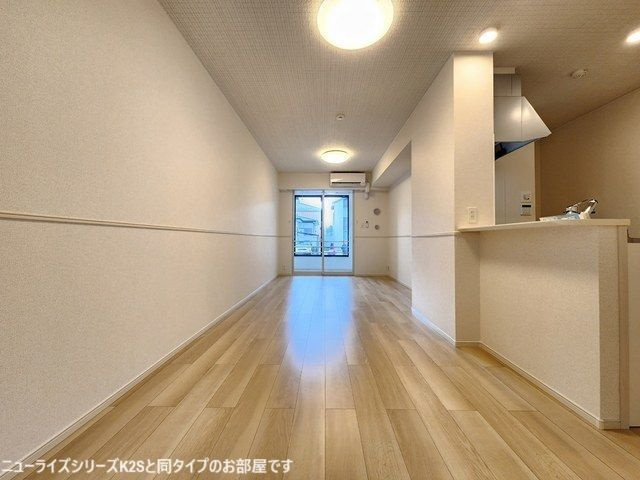 ジェルメ柏Ｂ棟の居間・リビング