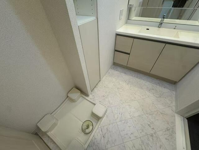 足立区西新井３丁目の賃貸マンション