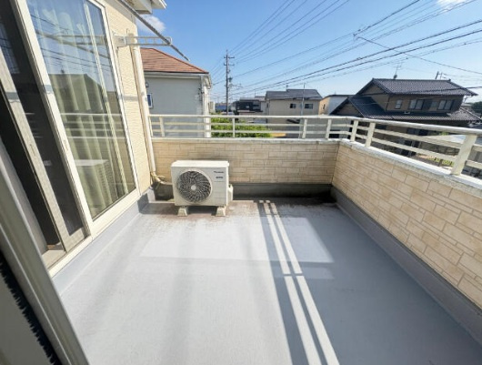 各務原市川島松原町のバルコニー