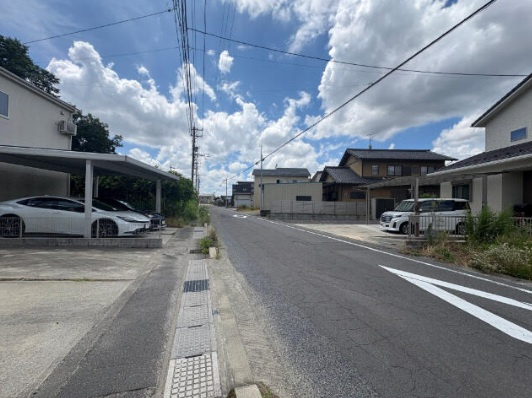 各務原市川島松原町の前面道路含む現地写真