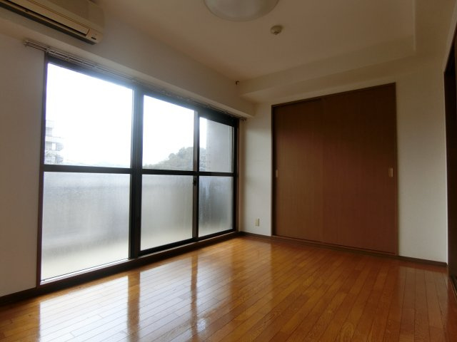 リバーコートの居間・リビング|イメージ4Eの写真