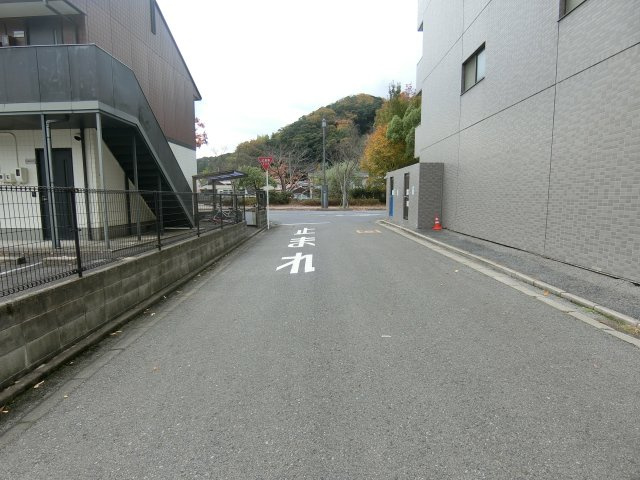 リバーコートの周辺