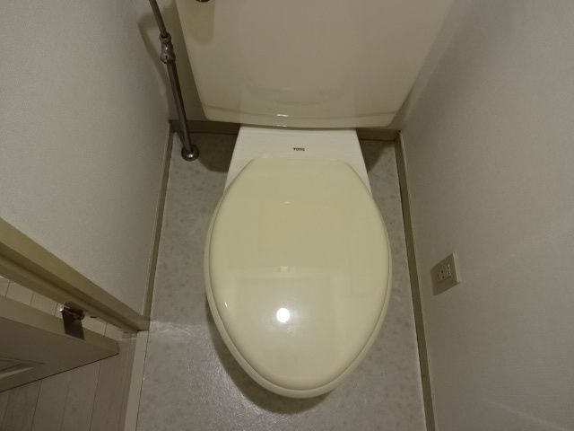 亀戸天神東スカイマンションのトイレ
