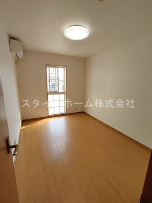 【居間・リビング】 | リゾーム南小池 | イメージ写真です。