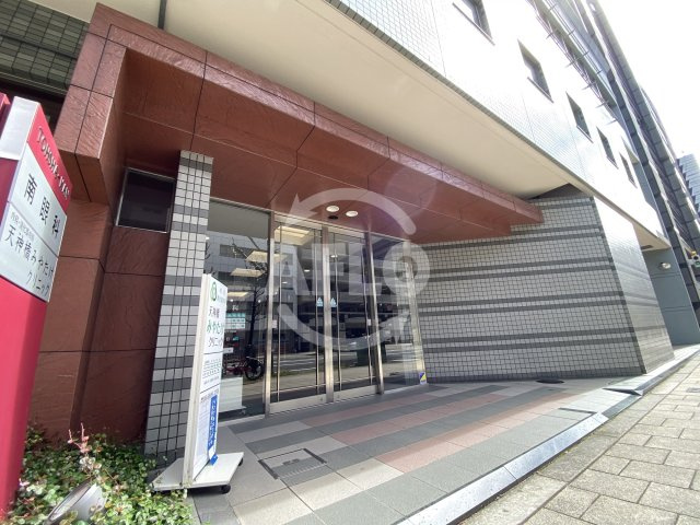 大阪謄写館ビルのエントランス|大阪謄写館ビル　エントランス