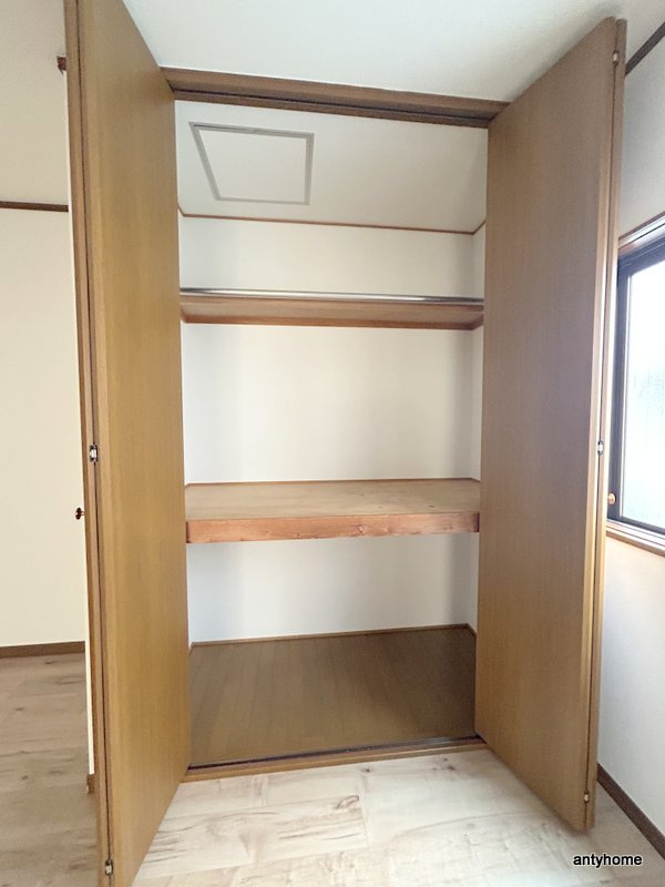 鈴江マンション　仲介手数料無料の収納