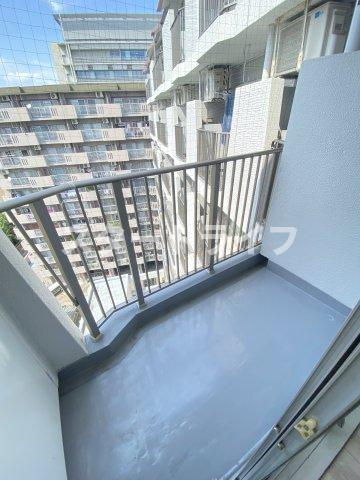 大阪市東淀川区東中島１丁目の賃貸マンションのバルコニー