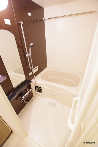 ファステート難波グランプリ　仲介手数料無料の浴室